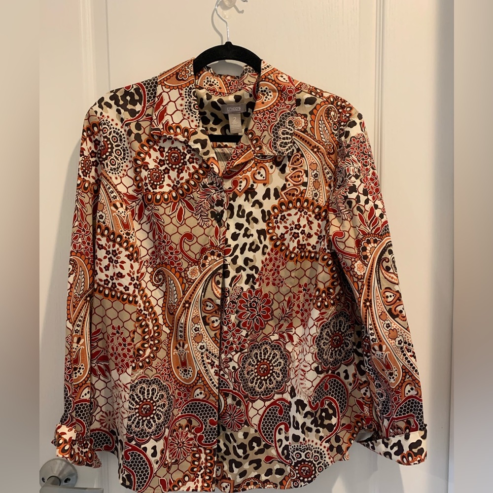 Chico’s Size 2 Long Sleeve Paisley Print Button Down Shirt Business Casual Fall